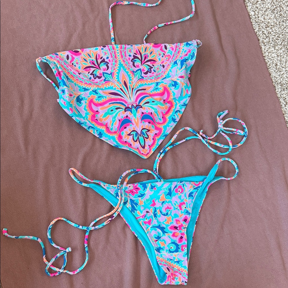 Frankie’s Paisley Bikini Set